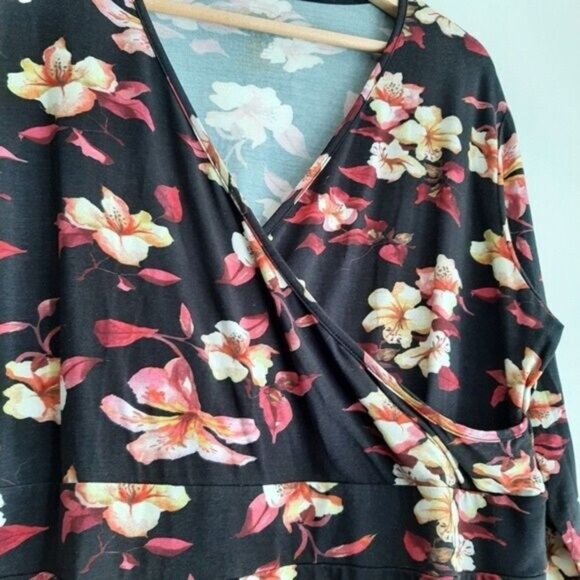 BLUE SKY Bamboo Blend Faux Wrap V-neck Floral Blouse Fairt Trade Sz 1X - Picture 5 of 8